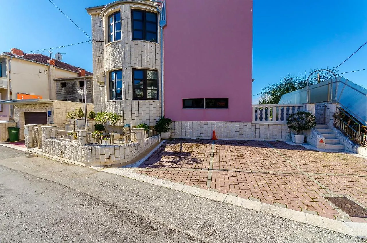 Apartments Anna Trogir 0*,  Croatia